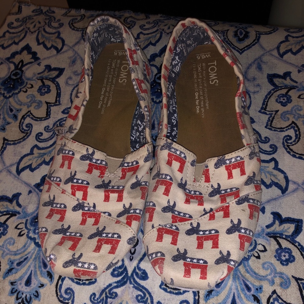 Toms Democrat Shoes